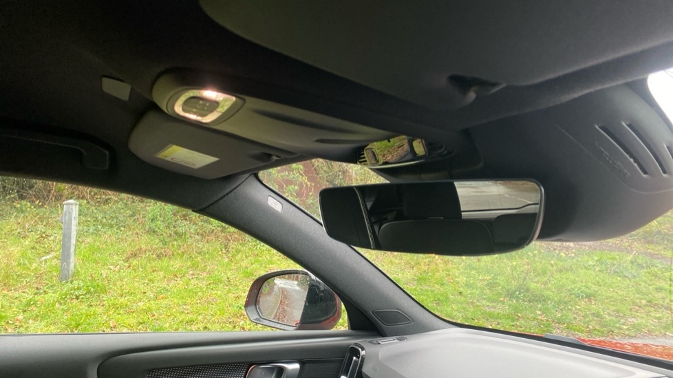 Used Volvo XC40 2021 for sale - 77988412: Photo 44