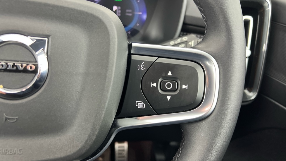 Used Volvo XC40 2021 for sale - 76664475: Photo 22