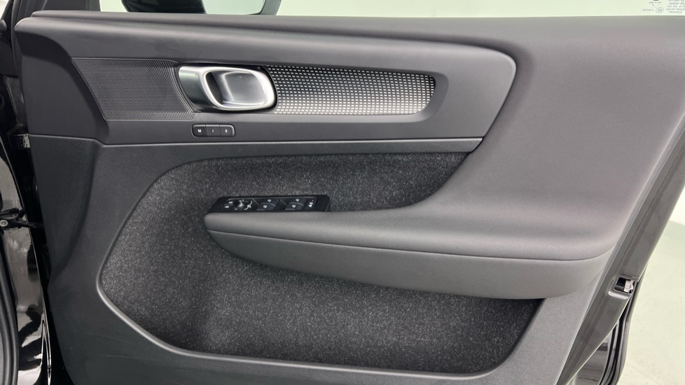 Used Volvo XC40 2021 for sale - 76664475: Photo 28