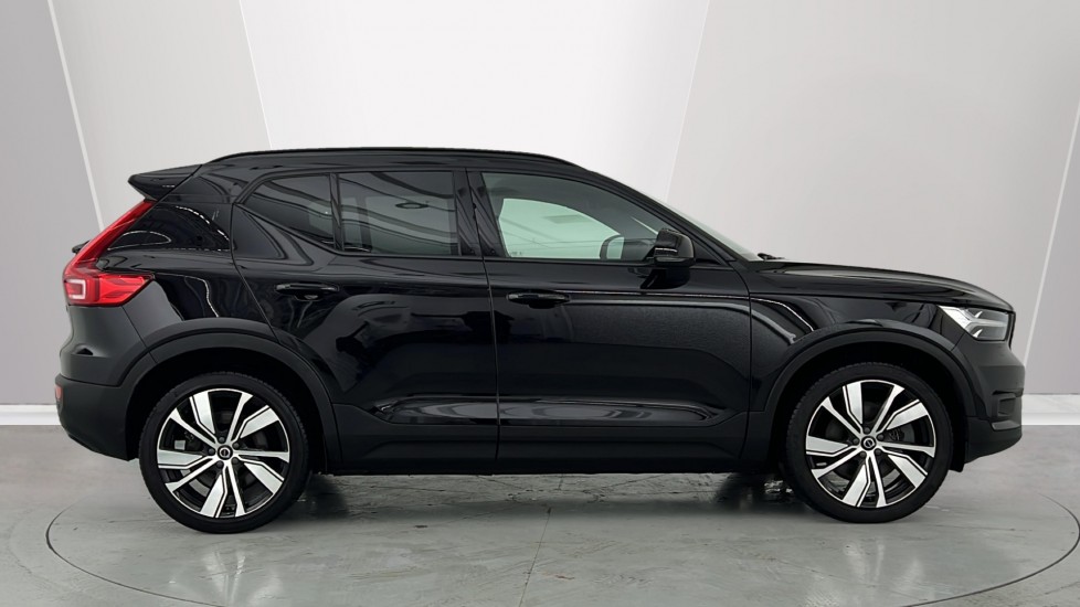Used Volvo XC40 2021 for sale - 76664475: Photo 3