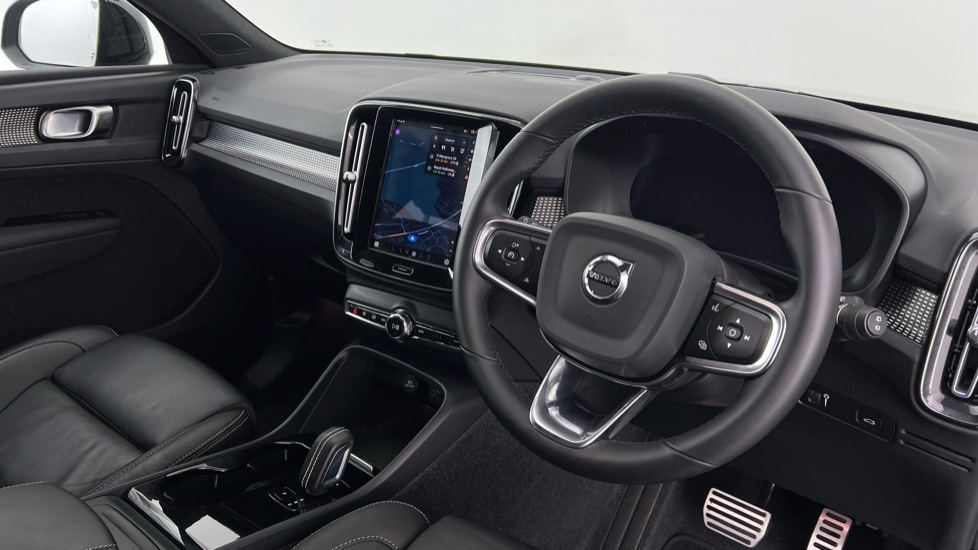 Used Volvo XC40 2021 for sale - 76664475: Photo 4