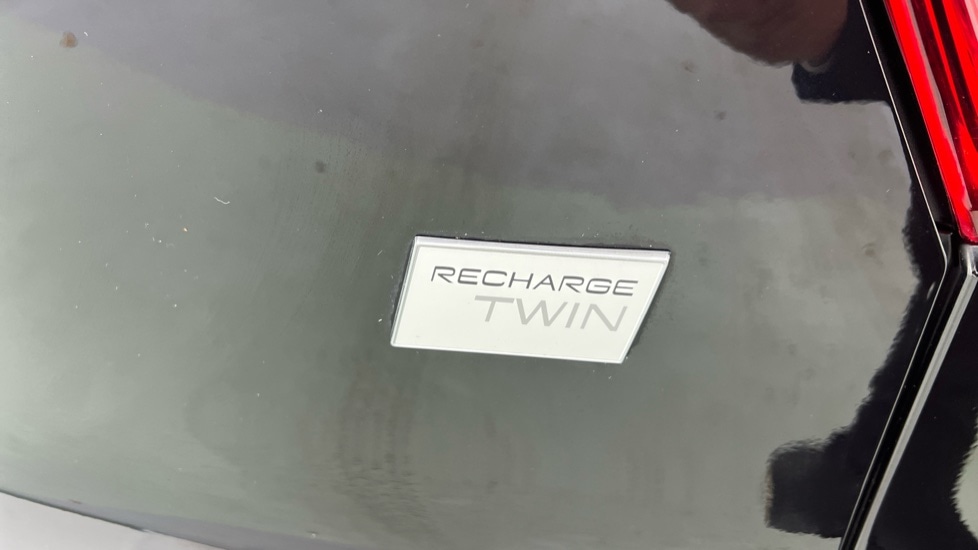 Used Volvo XC40 2021 for sale - 76664475: Photo 53