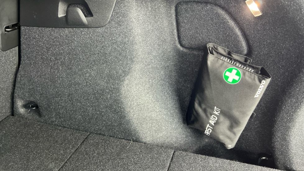 Used Volvo XC40 2021 for sale - 76664475: Photo 55