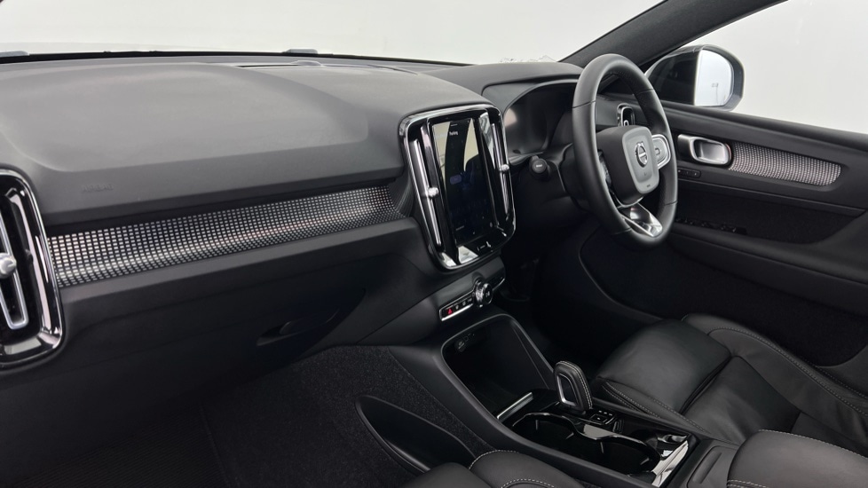 Used Volvo XC40 2021 for sale - 76664475: Photo 59