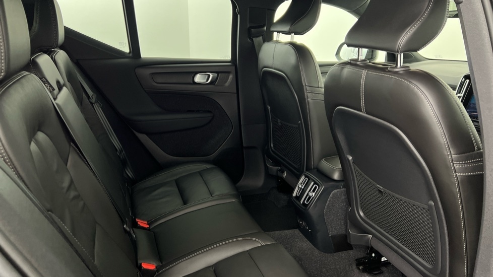 Used Volvo XC40 2021 for sale - 76664475: Photo 6