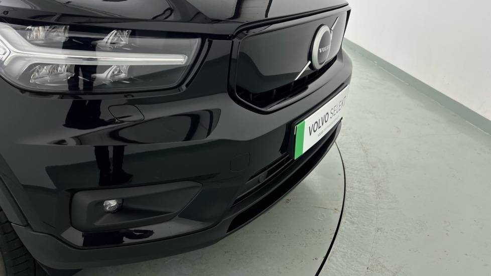 Used Volvo XC40 2021 for sale - 76664475: Photo 63