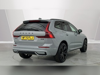 Used Volvo XC60 2025 for sale - 77950686: Photo
