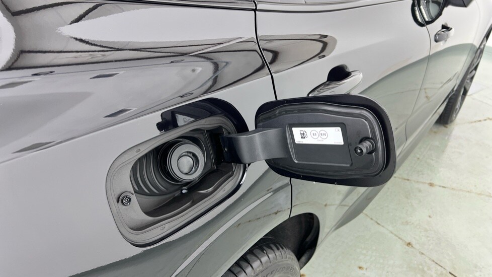 Used Volvo XC60 2025 for sale - 77732394: Photo 16