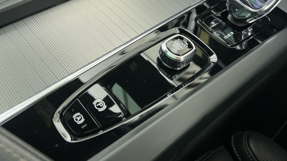 Used Volvo XC60 2025 for sale - 77732394: Photo 27