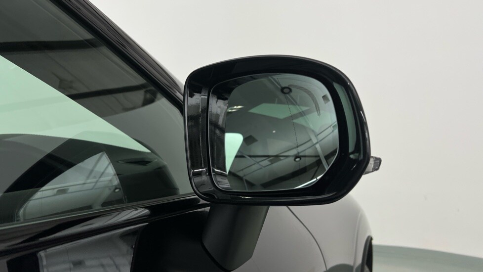 Used Volvo XC60 2025 for sale - 77732394: Photo 32