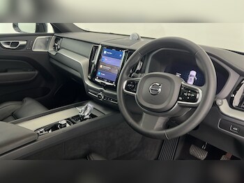 Used Volvo XC60 2025 for sale - 77732394: Photo