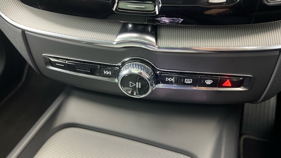 Used Volvo XC60 2025 for sale - 77732394: Photo 52