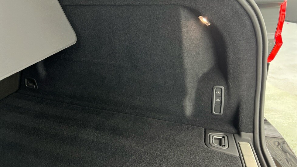 Used Volvo XC60 2025 for sale - 77732394: Photo 58