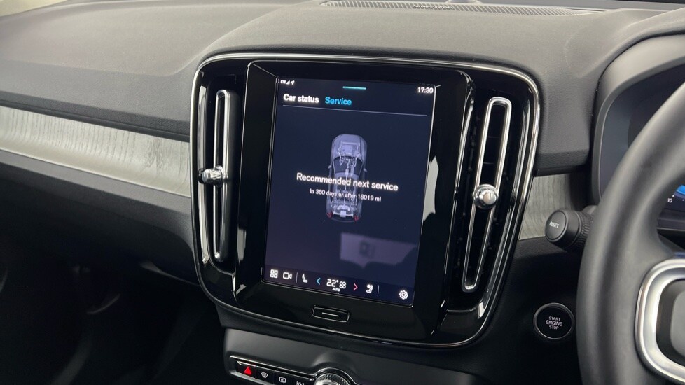 Used Volvo XC40 2024 for sale - 76507575: Photo 15