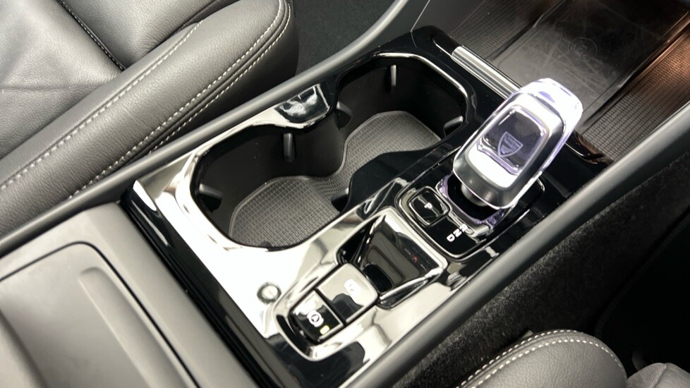 Used Volvo XC40 2024 for sale - 76507575: Photo 25