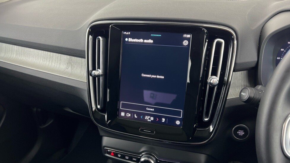 Used Volvo XC40 2024 for sale - 76507575: Photo 42