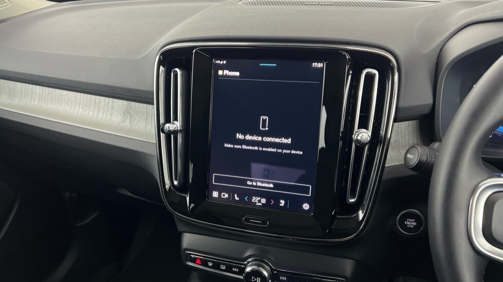 Used Volvo XC40 2024 for sale - 76507575: Photo 44