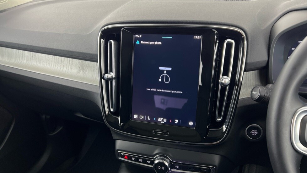 Used Volvo XC40 2024 for sale - 76507575: Photo 46