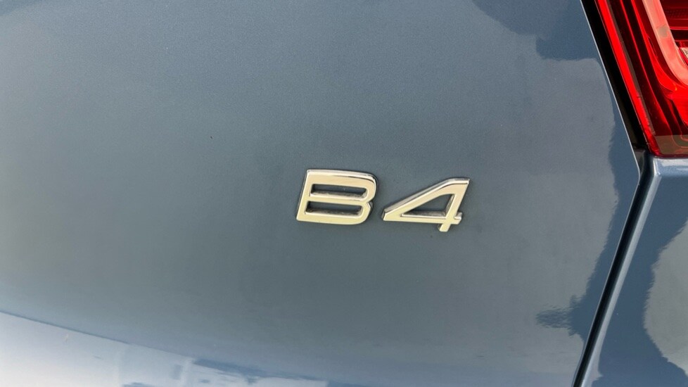 Used Volvo XC40 2024 for sale - 76507575: Photo 55