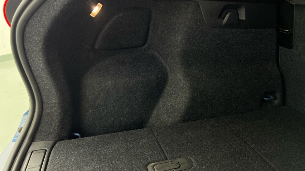 Used Volvo XC40 2024 for sale - 76507575: Photo 58