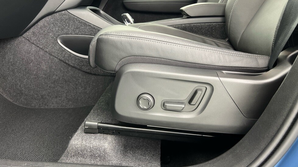 Used Volvo XC40 2024 for sale - 76507575: Photo 62