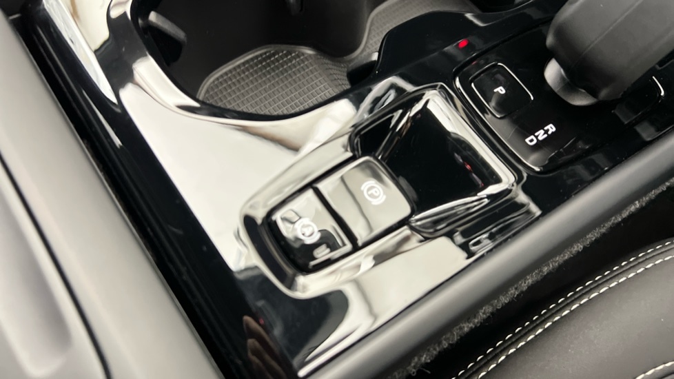 Used Volvo XC40 2025 for sale - 77397384: Photo 27