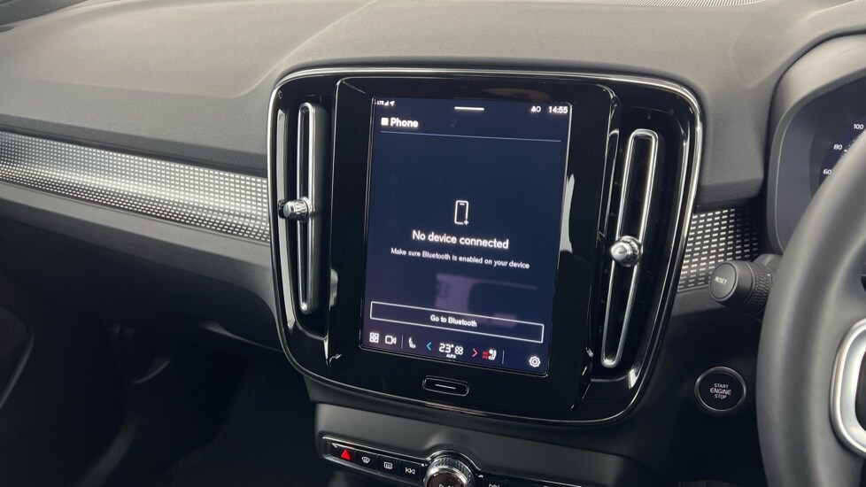 Used Volvo XC40 2025 for sale - 77397384: Photo 43