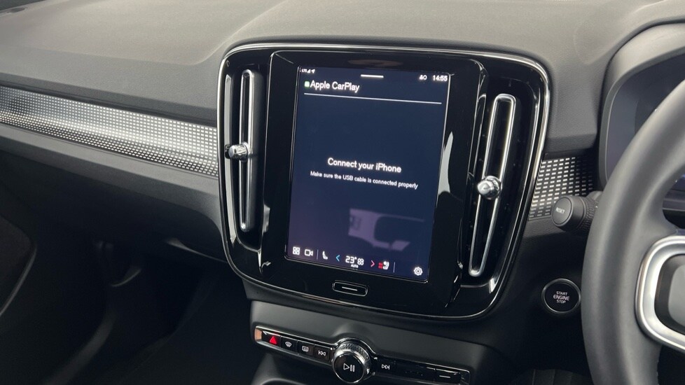 Used Volvo XC40 2025 for sale - 77397384: Photo 44