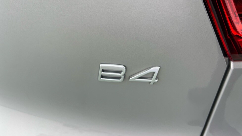 Used Volvo XC40 2025 for sale - 77397384: Photo 55