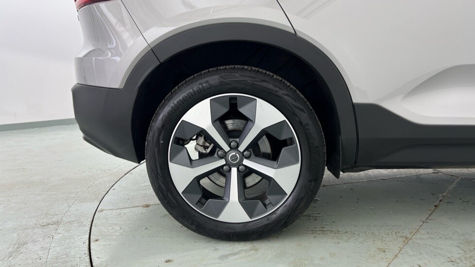 Used Volvo XC40 2025 for sale - 77397384: Photo 9