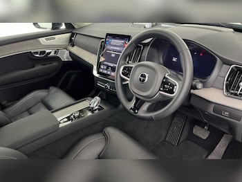 Used Volvo XC90 2025 for sale - 76519384: Photo