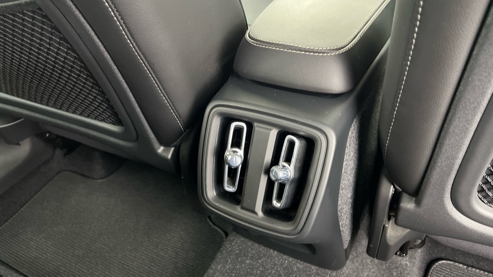 Used Volvo XC40 2021 for sale - 76523645: Photo 39