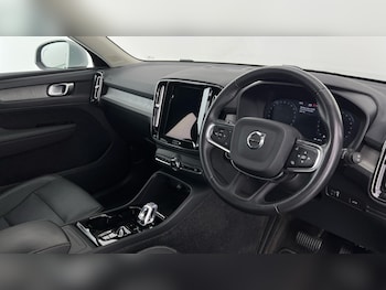Used Volvo XC40 2021 for sale - 76523645: Photo