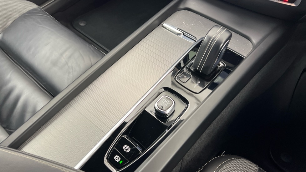 Used Volvo V60 2021 for sale - 77346820: Photo 25