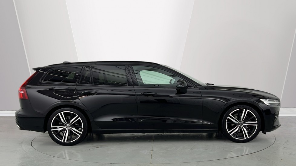 Used Volvo V60 2021 for sale - 77346820: Photo 3