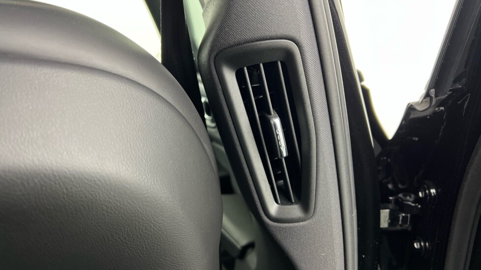 Used Volvo V60 2021 for sale - 77346820: Photo 38