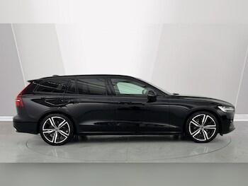Used Volvo V60 2021 for sale - 77346820: Photo