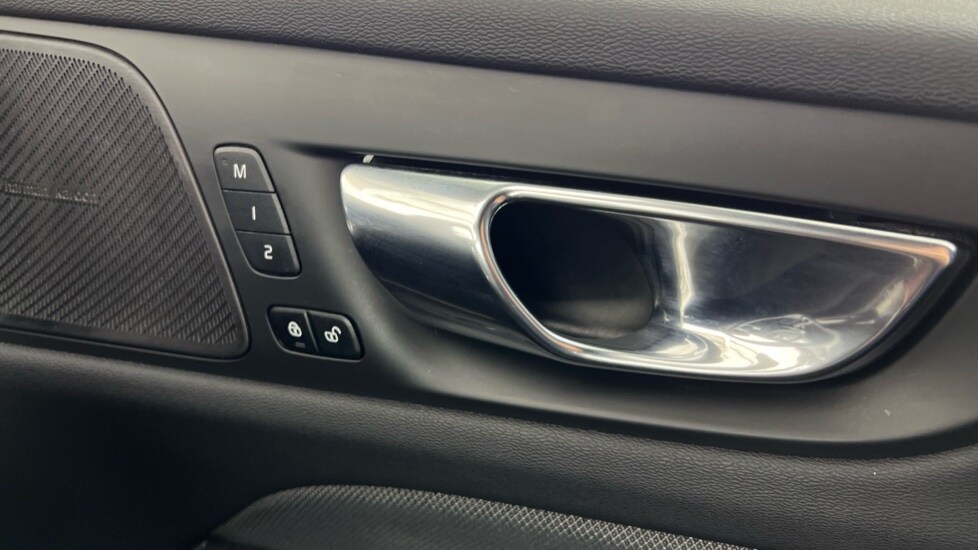 Used Volvo V60 2021 for sale - 77346820: Photo 46