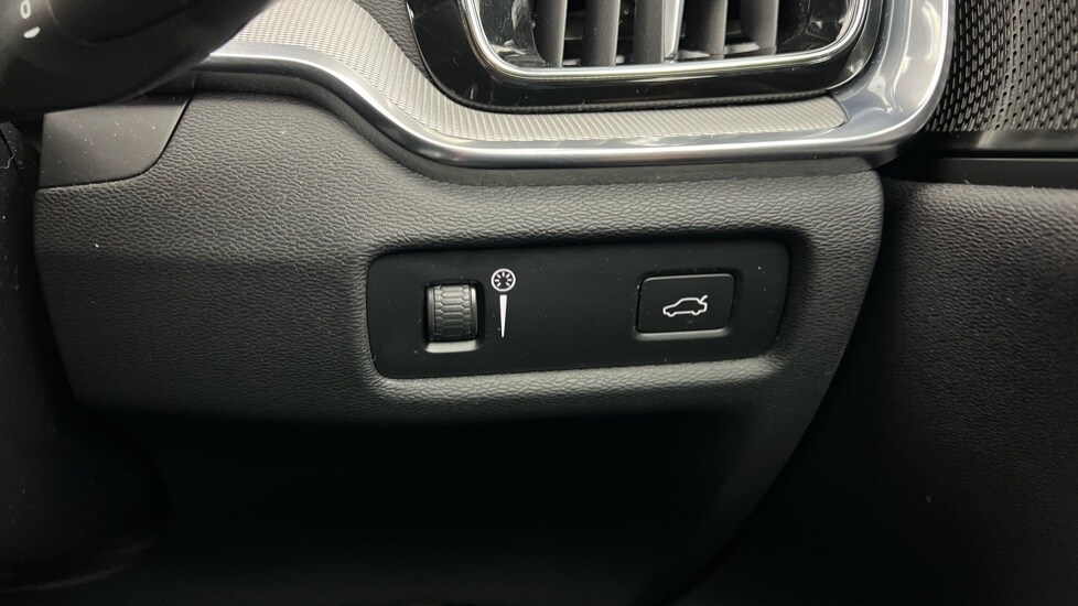 Used Volvo V60 2021 for sale - 77346820: Photo 47