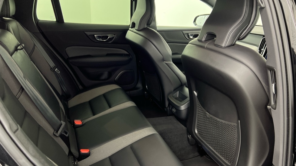 Used Volvo V60 2021 for sale - 77346820: Photo 6
