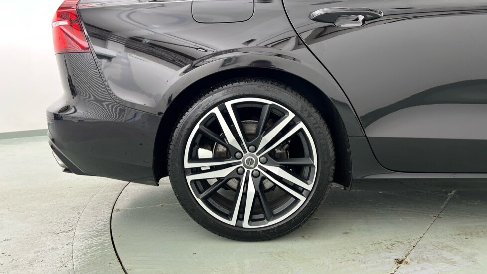 Used Volvo V60 2021 for sale - 77346820: Photo 9