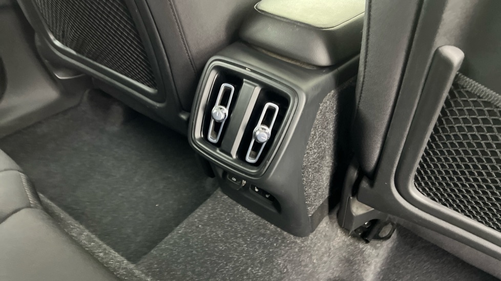 Used Volvo XC40 2020 for sale - 78186925: Photo 38