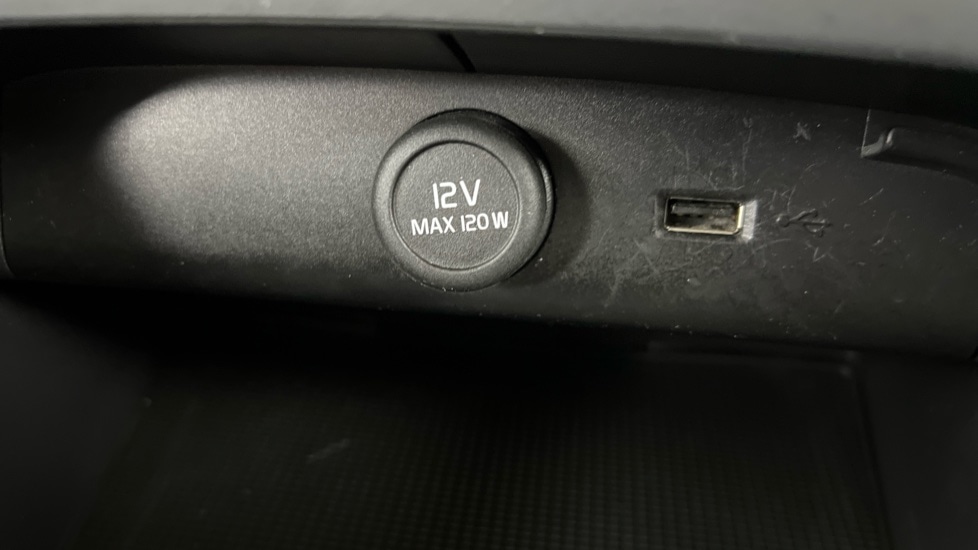 Used Volvo XC40 2020 for sale - 78186925: Photo 47