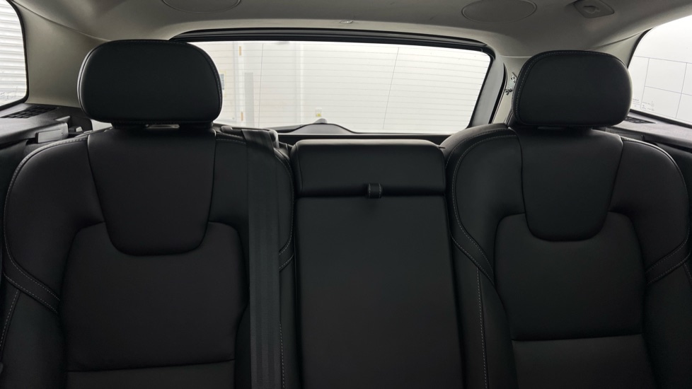 Used Volvo XC60 2022 for sale - 76183925: Photo 36