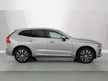 Used Volvo XC60 2022 for sale - 76183925: Photo 3