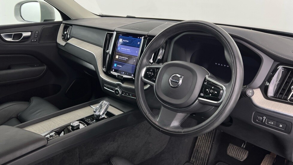Used Volvo XC60 2022 for sale - 76183925: Photo 4