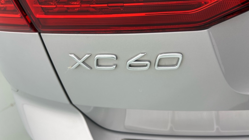 Used Volvo XC60 2022 for sale - 76183925: Photo 52