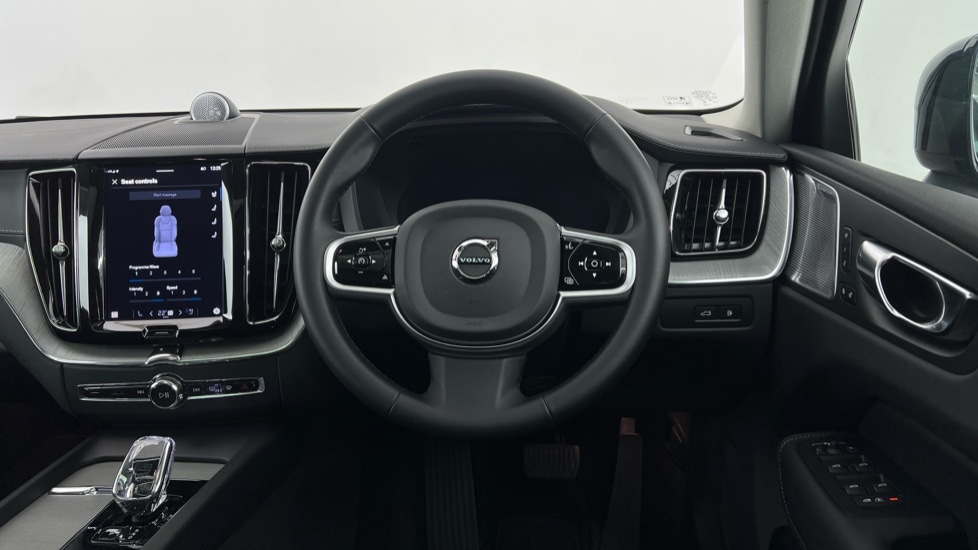 Used Volvo XC60 2025 for sale - 77031318: Photo 10