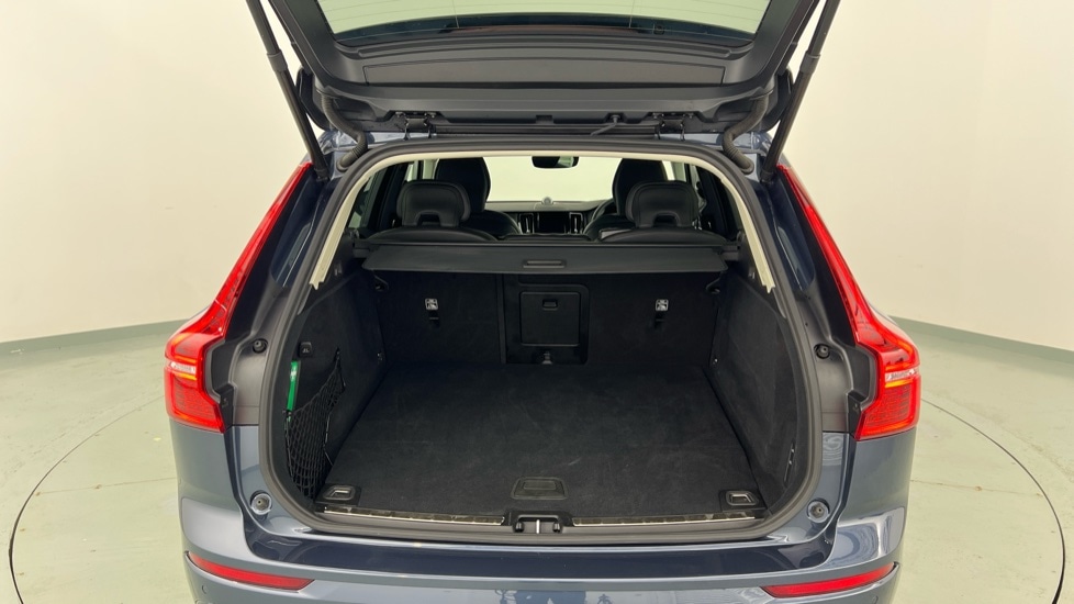 Used Volvo XC60 2025 for sale - 77031318: Photo 13