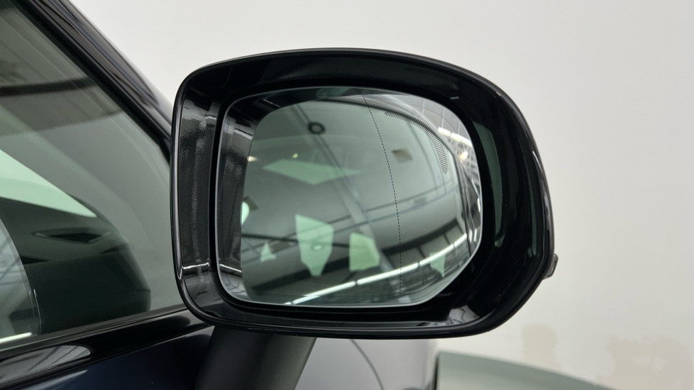 Used Volvo XC60 2025 for sale - 77031318: Photo 32